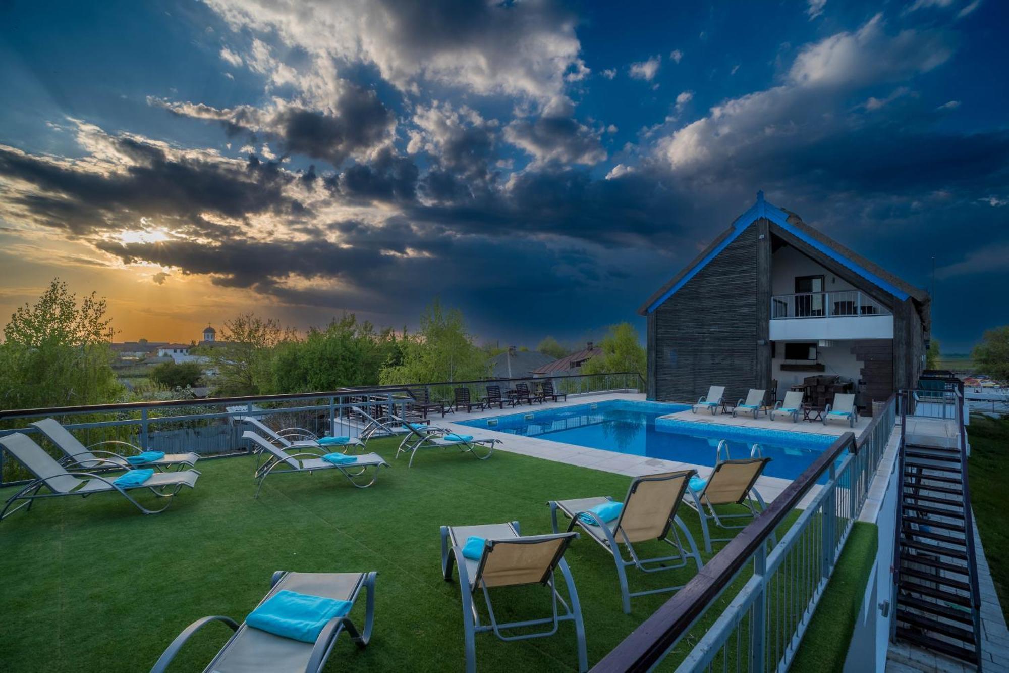 Delta Boutique & Carmen Silva Resort Крішан Екстер'єр фото